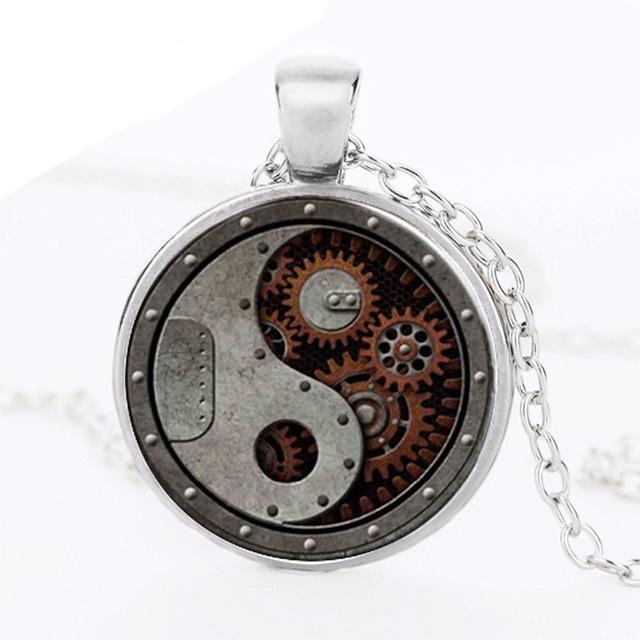 Steampunk Round Wheel Gear Pendant Necklace